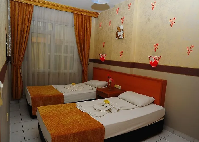 Life Aparthotel 3*