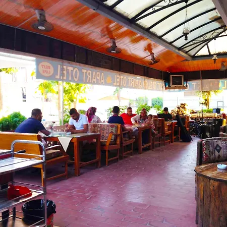 公寓式酒店 最好的生活公寓式酒店 阿拉尼亚